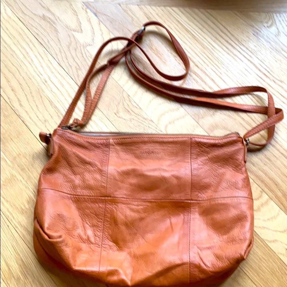 Cognac leather crossbody